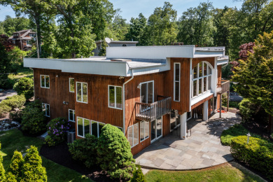 Stunning, Renovated Contemporary Waterfront - photo 4