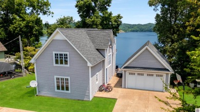 Lake Home For Sale in Cadiz, Kentucky