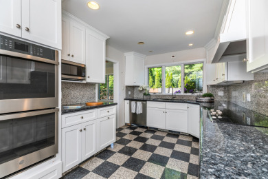 Stunning, Renovated Contemporary Waterfront - photo 22