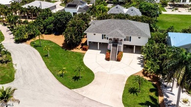 Captains Cove, Located at the North end of Pine Island next to - photo 3