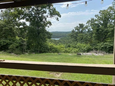 Enjoy peaceful country living in this 16x80 mobile home situated - photo 1