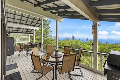 Ocean-view licensed STVR retreat on a fenced 1-acre corner lot - photo 3