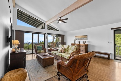 Ocean-view licensed STVR retreat on a fenced 1-acre corner lot - photo 9