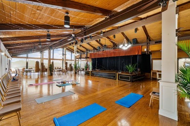 Experience the best of Florida living in this stunning villa! - photo 19