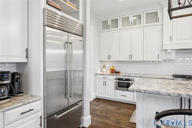 A townhome of this caliber rarely becomes available in the - photo 24