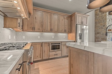 Situated in a prestigious neighborhood, this bespoke - photo 24