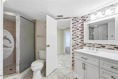 Experience the exceptional lifestyle at Bayshore, where - photo 28
