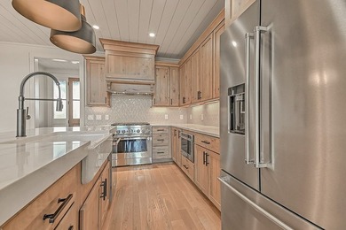 Situated in a prestigious neighborhood, this bespoke - photo 29