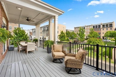 A townhome of this caliber rarely becomes available in the - photo 45