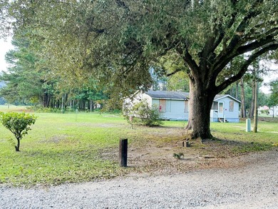 A Charming Investment Opportunity that's conveniently located 45 - photo 2