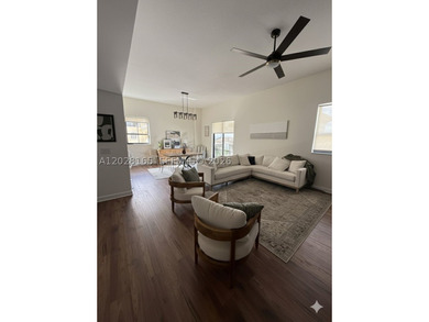 Bright and spacious corner residence in the highly desirable - photo 6