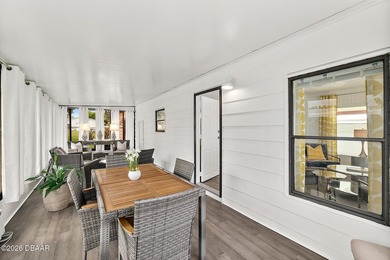 Sought-after Laurelwood Estates where there is NO LOT RENT. This - photo 4