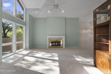 WONDERFUL, SPACIOUS FAMILY HOME IN MUCH SOUGHT AFTER BAYOU OAKS - photo 10