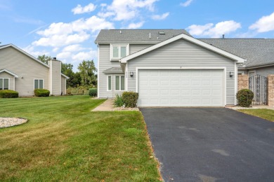 (private lake, pond, creek) Townhome/Townhouse For Sale in Merrillville Indiana