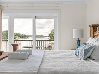 Lake views abound - wake up to some of the best views of Lake - photo 3