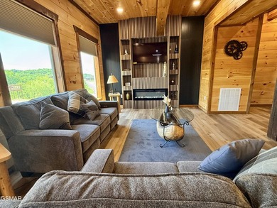 Turn-key 4-bedroom cabin located in the gated Timberlake Bay - photo 11