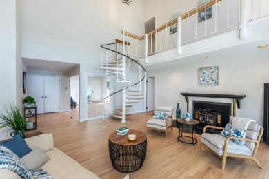 Stunning, Renovated Contemporary Waterfront - photo 14