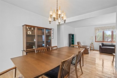Welcome home to the East End of New Rochelle's highly desirable - photo 12