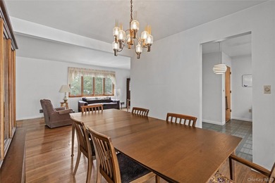 Welcome home to the East End of New Rochelle's highly desirable - photo 13