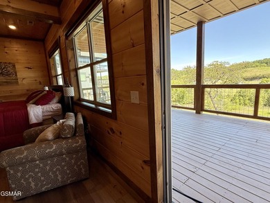 Turn-key 4-bedroom cabin located in the gated Timberlake Bay - photo 15