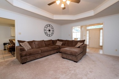 Welcome to your new retreat nestled in a serene neighborhood! - photo 16