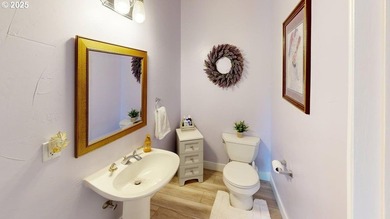 Spacious 4-bedroom, 3.5 bath residence with a rare 4-car garage - photo 16