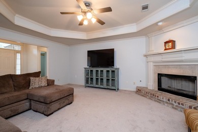 Welcome to your new retreat nestled in a serene neighborhood! - photo 19