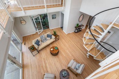 Stunning, Renovated Contemporary Waterfront - photo 13