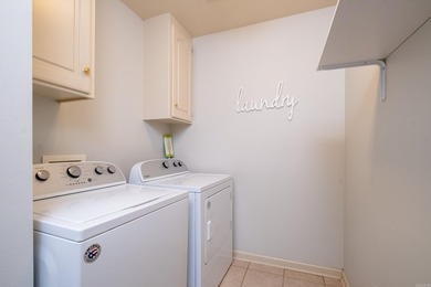Welcome to your new retreat nestled in a serene neighborhood! - photo 29