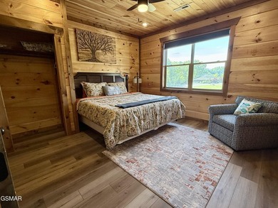 Turn-key 4-bedroom cabin located in the gated Timberlake Bay - photo 31