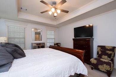 Welcome to your new retreat nestled in a serene neighborhood! - photo 33