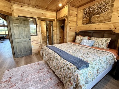 Turn-key 4-bedroom cabin located in the gated Timberlake Bay - photo 33