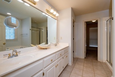 Welcome to your new retreat nestled in a serene neighborhood! - photo 36