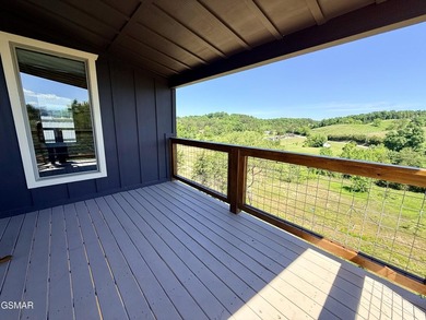 Turn-key 4-bedroom cabin located in the gated Timberlake Bay - photo 40