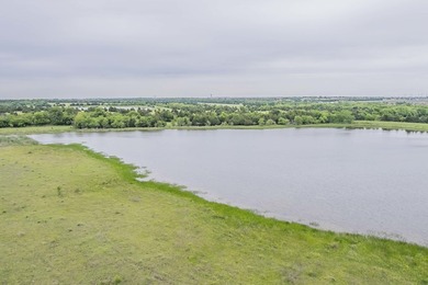 Rare opportunity to own a private, Ag-exempt estate just minutes - photo 10