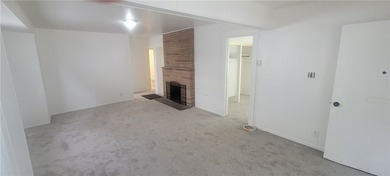 Discover the potential of this Duplex located at 411 E 8th - photo 6