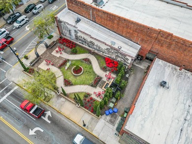 Offered for sale turn key building. Purchaser has the option to - photo 11