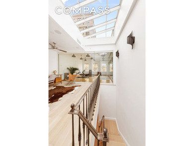 Welcome to 9 West 84th Street, a beautifully renovated townhouse - photo 3