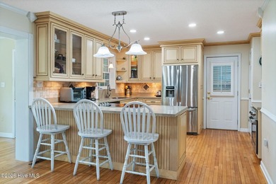 Welcome to 211 South Shore Drive an Oasis lake side retreat - photo 14