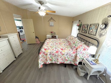 Welcome to Clover Leaf Farms a 55+ age-qualified, active and - photo 14