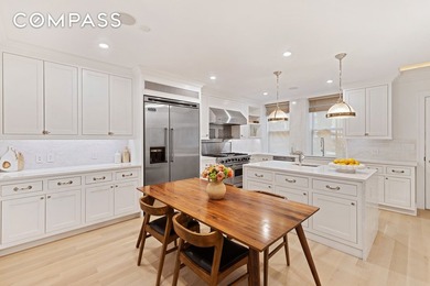 Welcome to 9 West 84th Street, a beautifully renovated townhouse - photo 5
