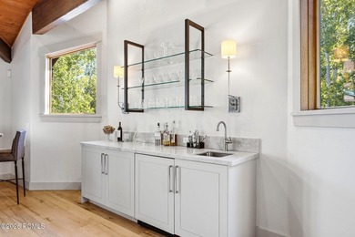 Private Hillside Retreat Backing to Open Space in Coveted Park - photo 15