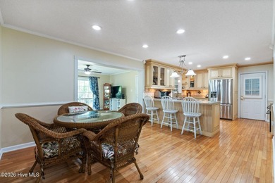 Welcome to 211 South Shore Drive an Oasis lake side retreat - photo 16