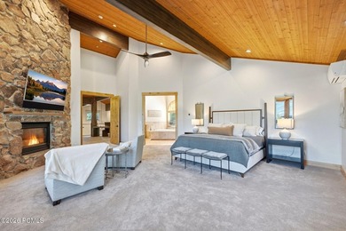 Private Hillside Retreat Backing to Open Space in Coveted Park - photo 19