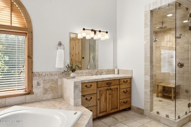 Private Hillside Retreat Backing to Open Space in Coveted Park - photo 23