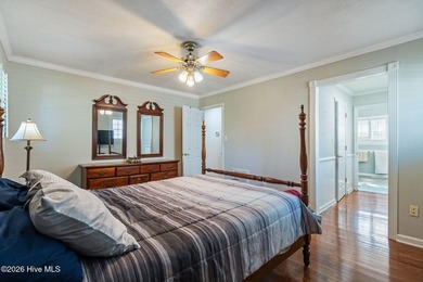 Welcome to 211 South Shore Drive an Oasis lake side retreat - photo 24