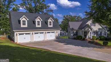 Lake Home For Sale in Hartwell, Georgia