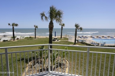 Rare ground floor unit with direct access to the beach and pool - photo 3