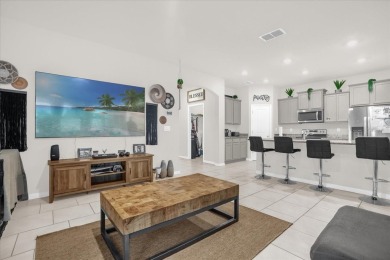 This beautifully designed 4-bedroom, 3-bathroom single-story - photo 3