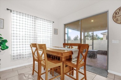 This beautifully designed 4-bedroom, 3-bathroom single-story - photo 7